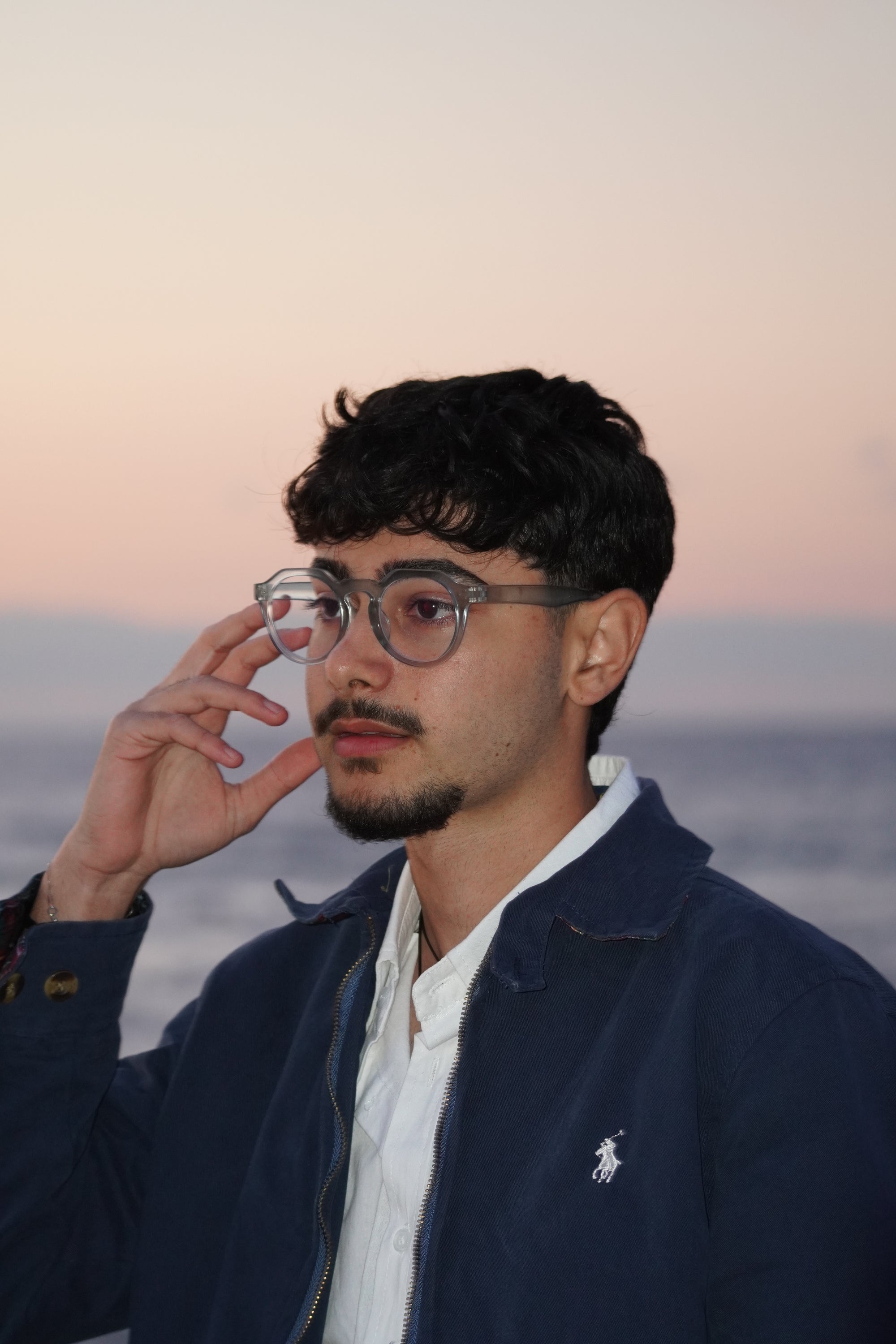 משקפיים שקופות